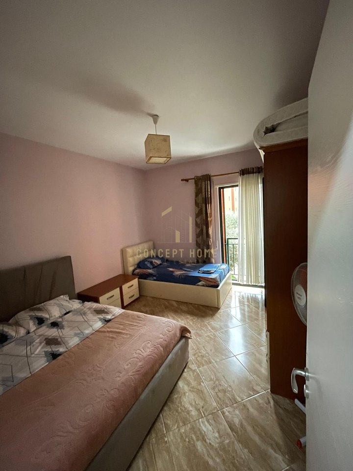 Jepet apartament me qera 2+1+2 ne Astir (Green City)