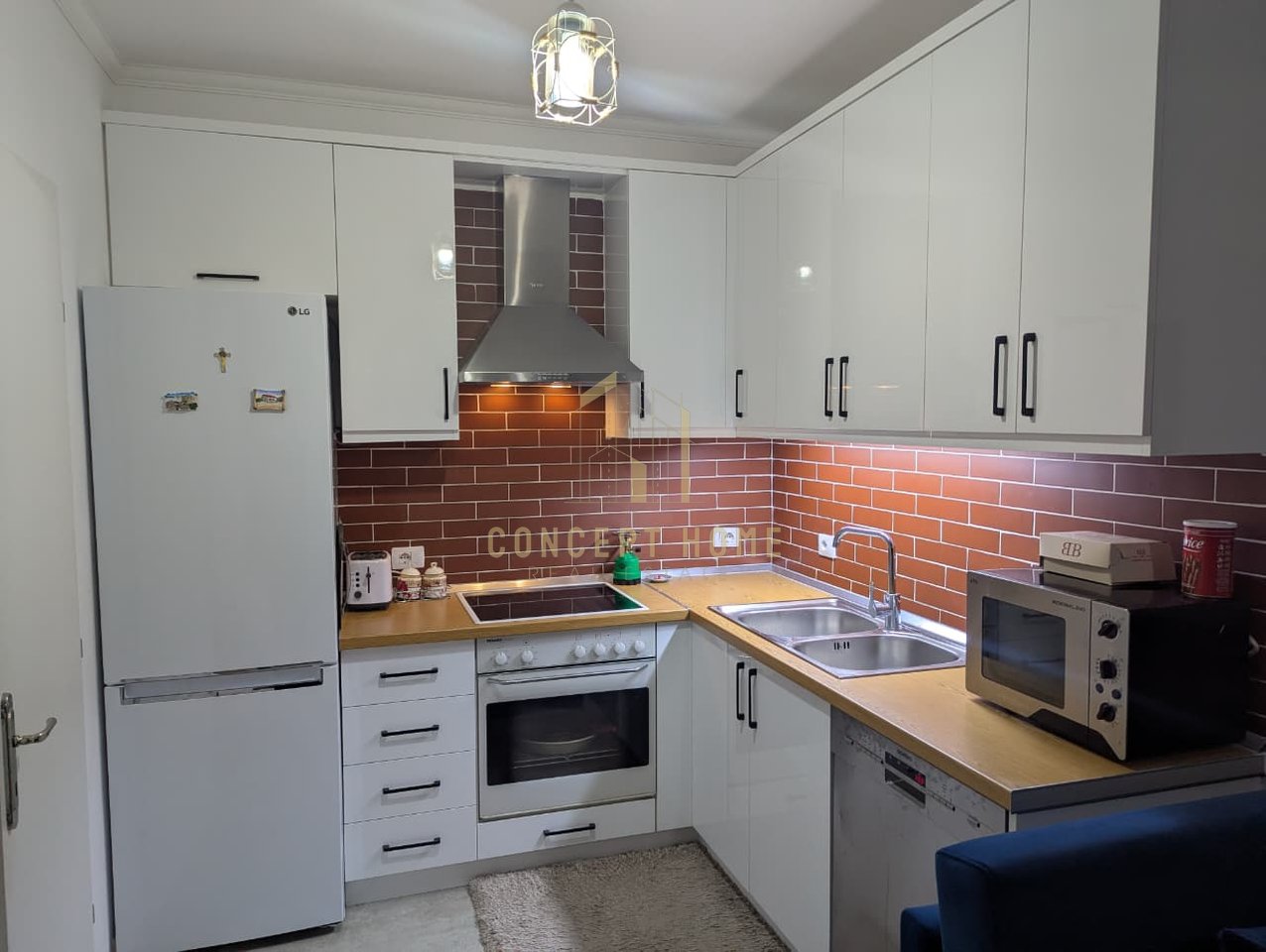 Jepet me qera apartment 1+1 Ne Fresk