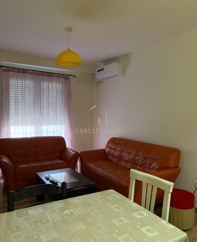Jepet me qera Apartament 1+1 ne Qytet Studenti
