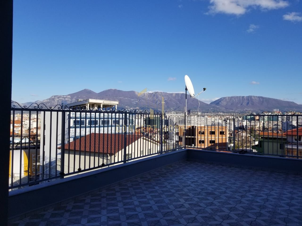 Vilë Me Qira në Selitë, Tiranë - 3000€ | 720 m²