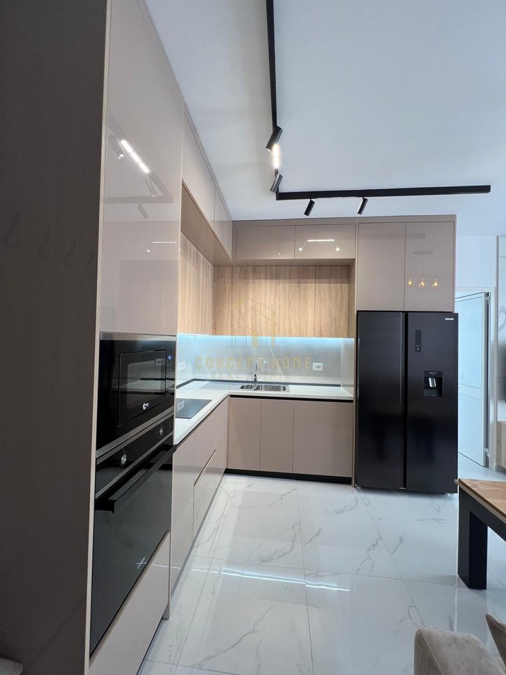 Jepet me qera apartament 1+1 ne Astir.