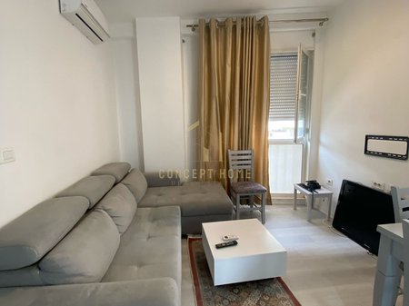 Apartament 1+1 Me Qira në Komunën e Parisit, Tiranë - 650€ | 60 m²
