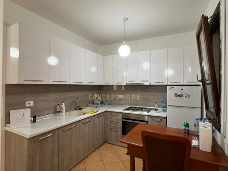 Appartamento in affitto vicino al Lago Secco/Giardino Botanico, Tirana - 650€ | 110 m²