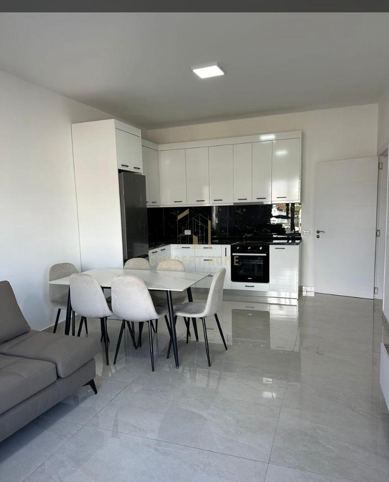 Jepet me qera Apartament 2+1+Parkim Ne Paskuqan