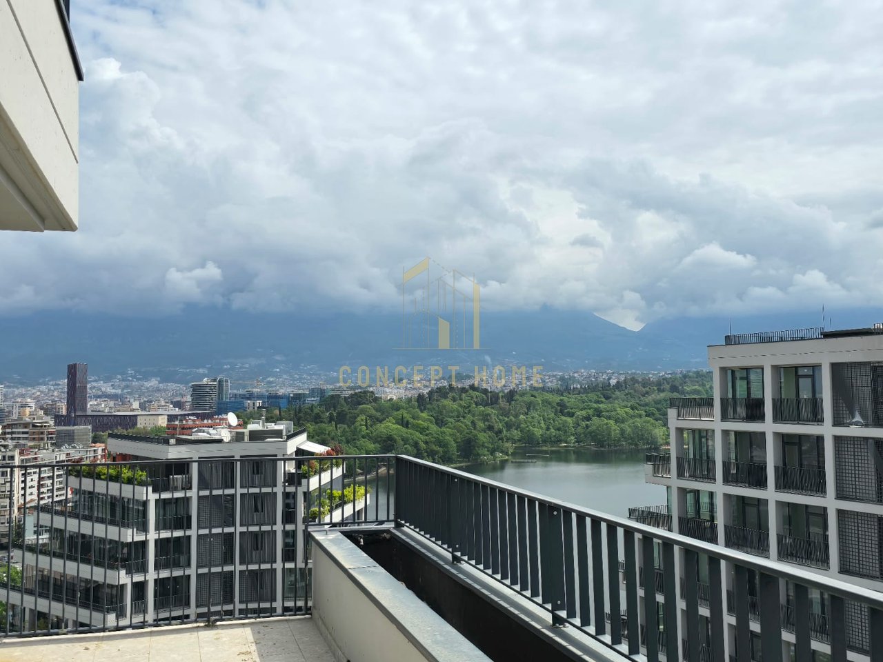 Apartment for Rent at Artificial Lake, Lake View - 5000€ | 233.2 m²