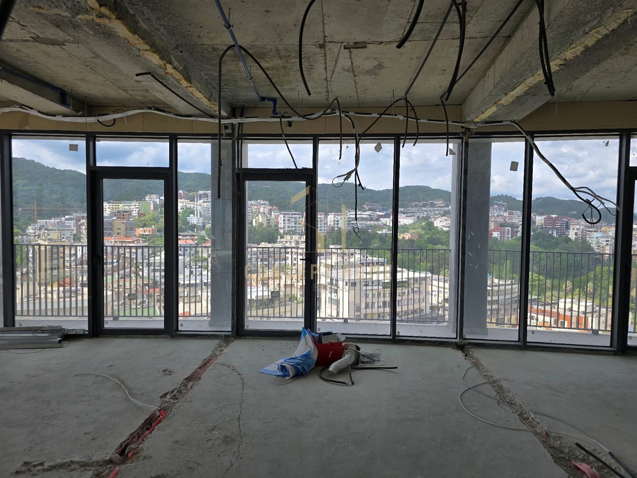 Apartment for Rent at Artificial Lake, Lake View - 5000€ | 233.2 m²