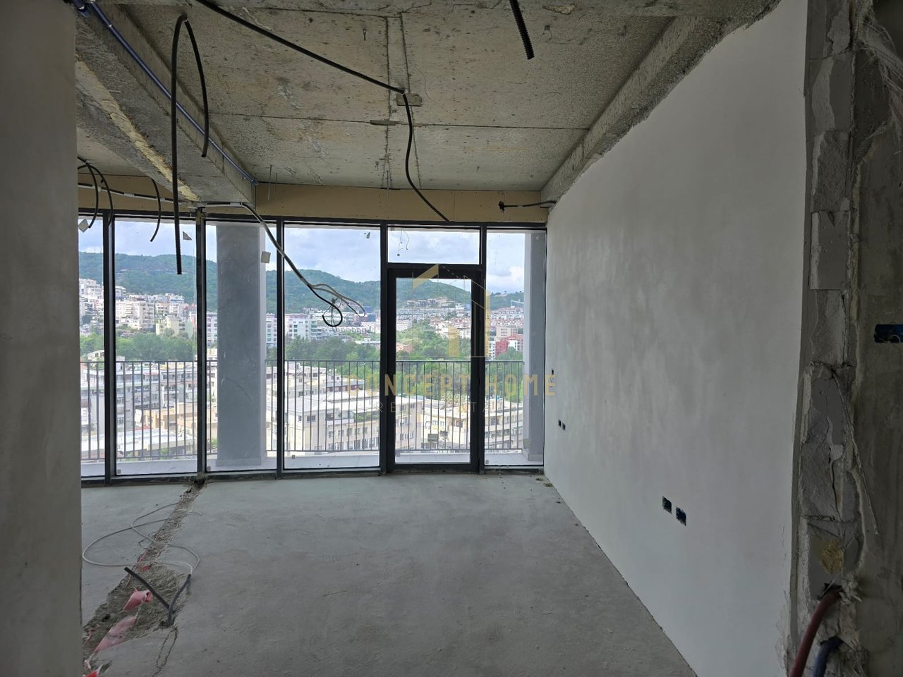 Apartment for Rent at Artificial Lake, Lake View - 5000€ | 233.2 m²