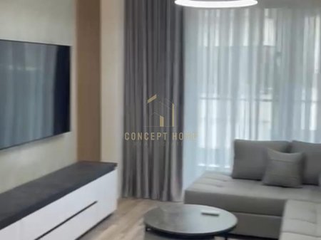 Jepet me qera apartament 1+1 tek Rruga e Kosovareve