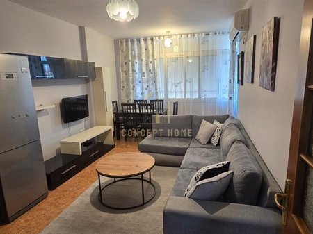 Jepet me qera apartament 1+1 Tek Ish Parku