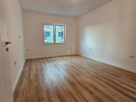 Appartamento 1+1 in Vendita a 21 Dhjetori, Tirana - 98.000€ | 44 m²