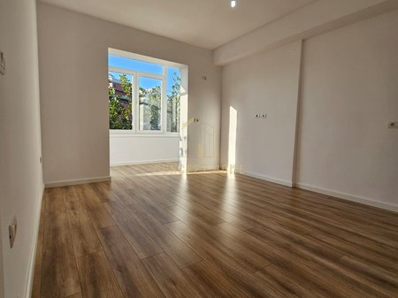 Appartamento 1+1 in Vendita in Via Kavajës, Tirana - 133.000€ | 48,6 m²