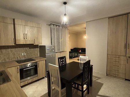 2+1 apartment for rent at Zogu i Zi