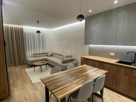 Appartamento 2+1+parcheggio in affitto a Univers City