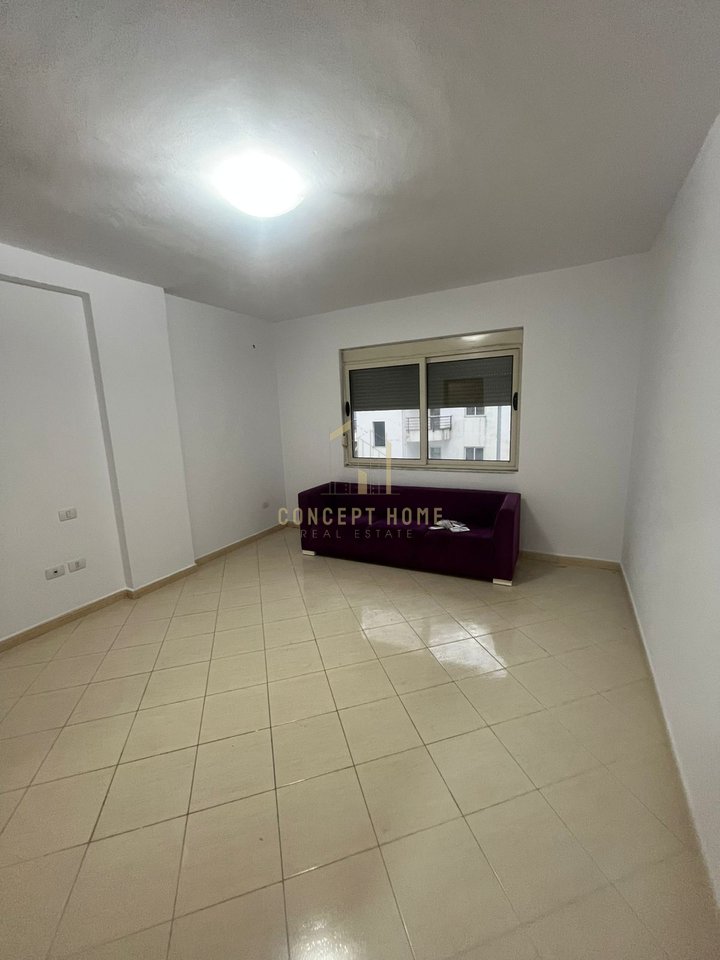Shitet Apartament 2+1+2 ne Yzberisht
