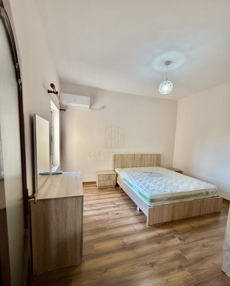 Jepet me qera apartament 1+1 Tek Rruga e Kavajes