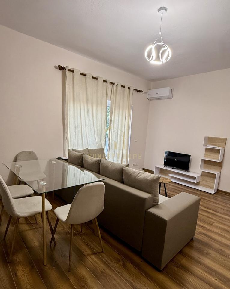 Jepet me qera apartament 1+1 Tek Rruga e Kavajes
