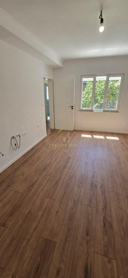 Apartment 1+1 for sale at 21 Dhjetori