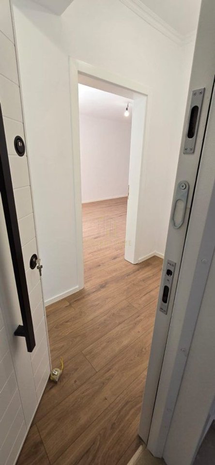 Apartment 1+1 for sale at 21 Dhjetori