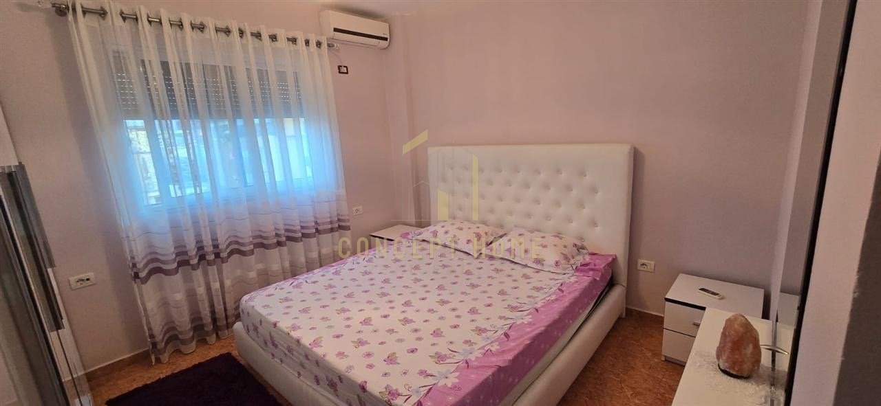 1+1 apartment for rent near the Old Park