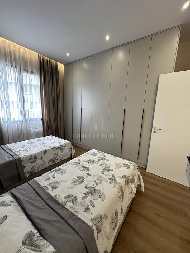 Appartamento di lusso 2+1+2 in affitto al Crocevia Vasil Shanto, Tirana - 1200€ | 115 m²