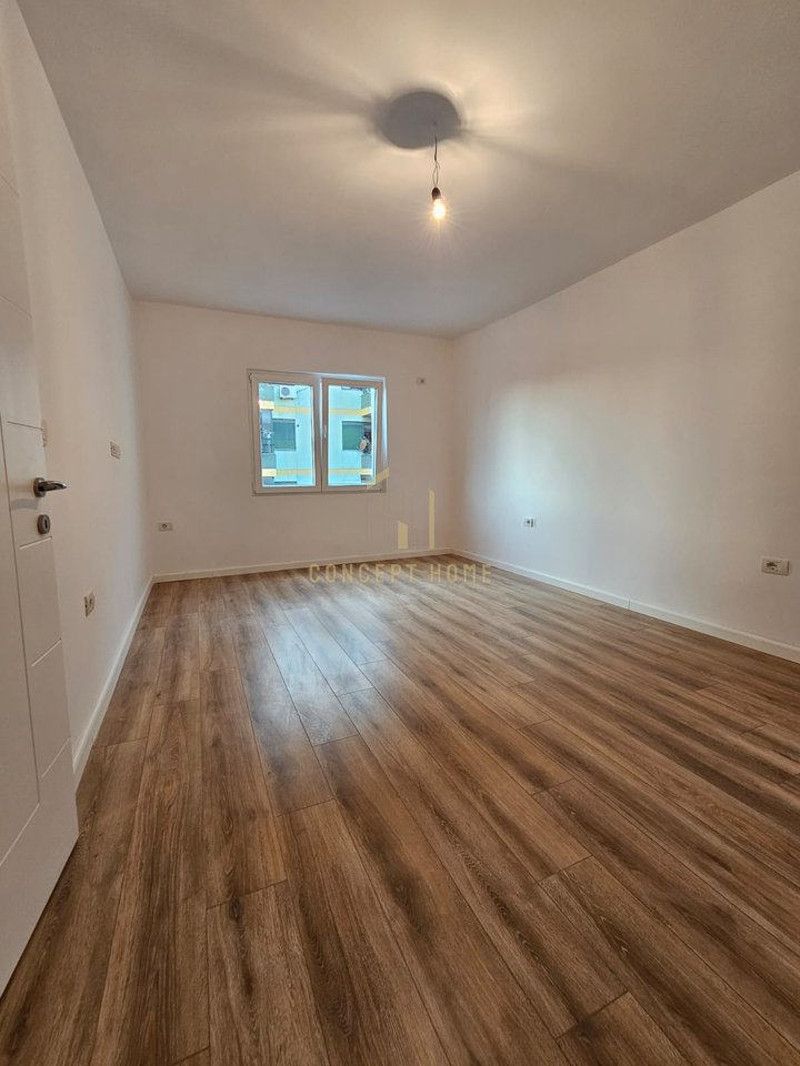 Appartamento 1+1 in Vendita a 21 Dhjetori, Tirana - 98.000€ | 44 m²
