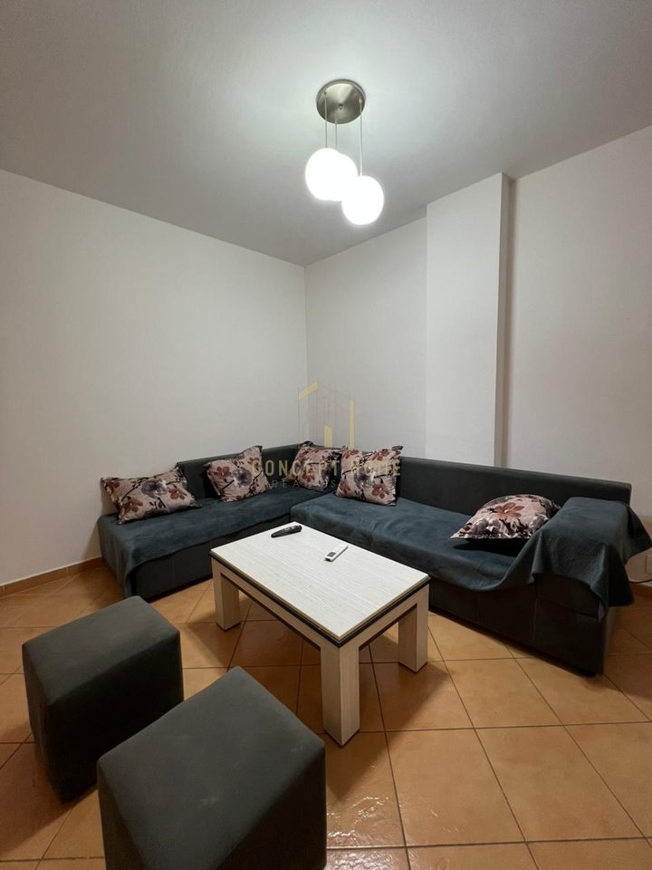 2+1+2 Apartment for Rent in Botanical Garden, Tirana - 700€ | 110 m²