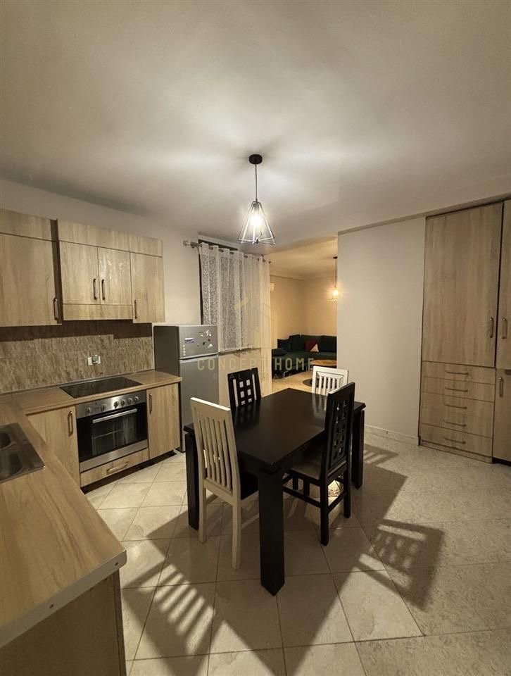 2+1 apartment for rent at Zogu i Zi