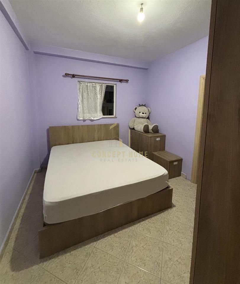 2+1 apartment for rent at Zogu i Zi