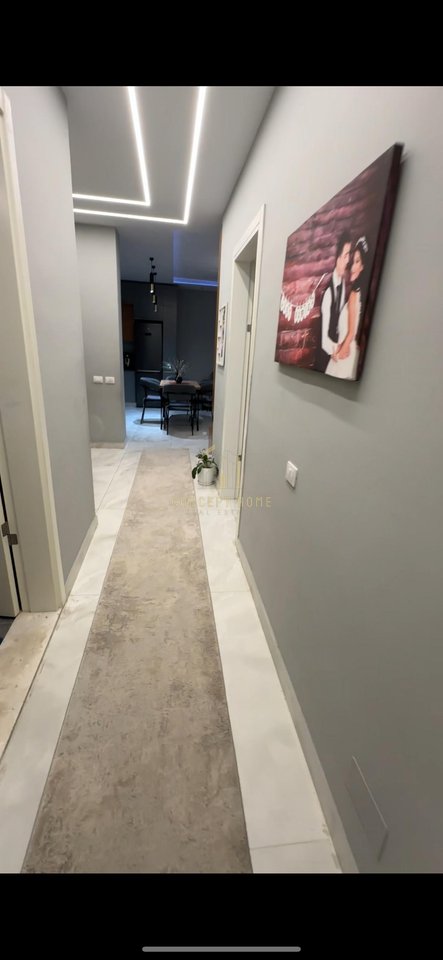 Appartamento 2+1+2 in Vendita a Kamez, Tirana - 130.000€ | 112,8 m²