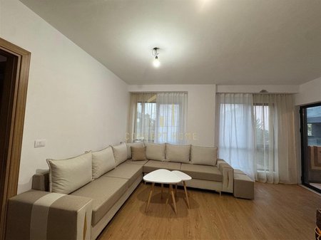 Appartamento 3+1 in affitto a 5 Maj