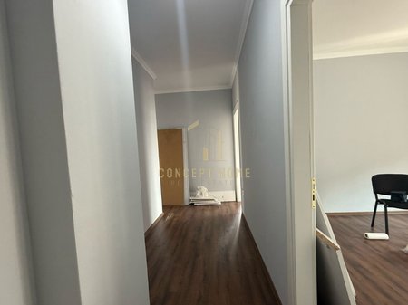 Affittasi 3+1 Porcelan, di fronte all'UET.