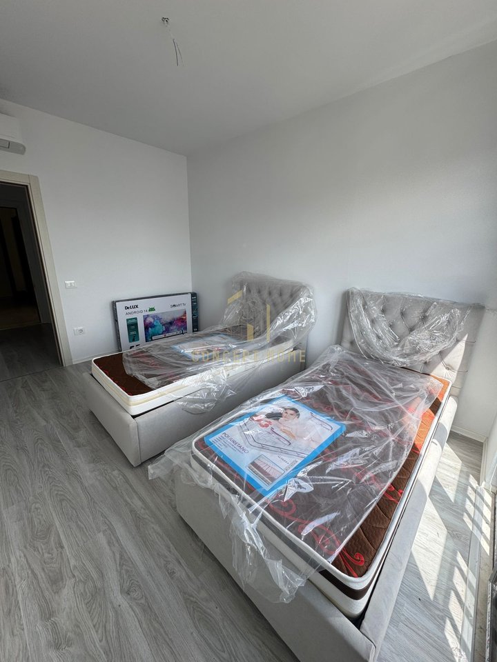 Jepet me qera apartament 2+1 tek ish Fusha Aviacionit