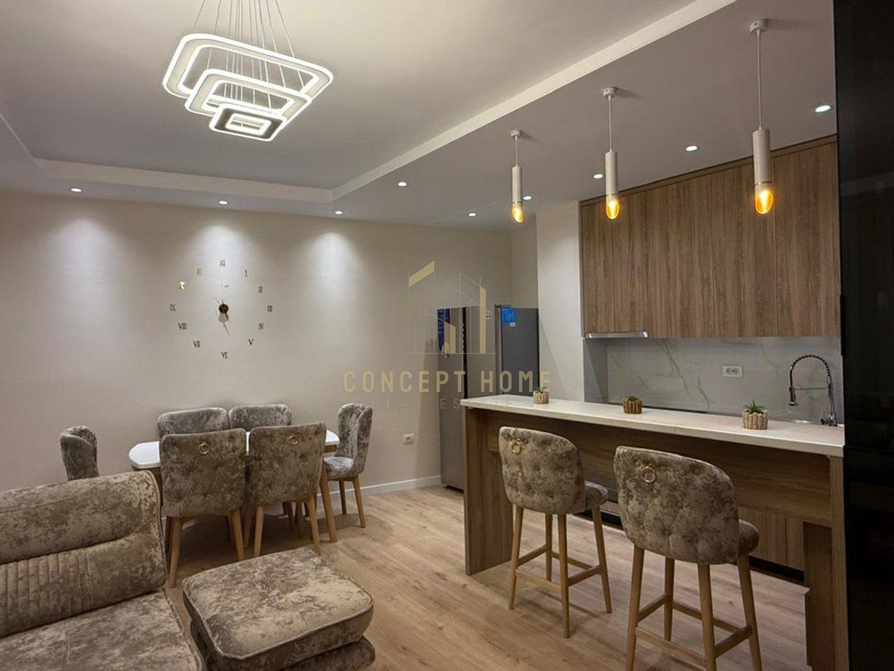 Jepet me qera super apartament 2+1 tek Liqeni i Thate