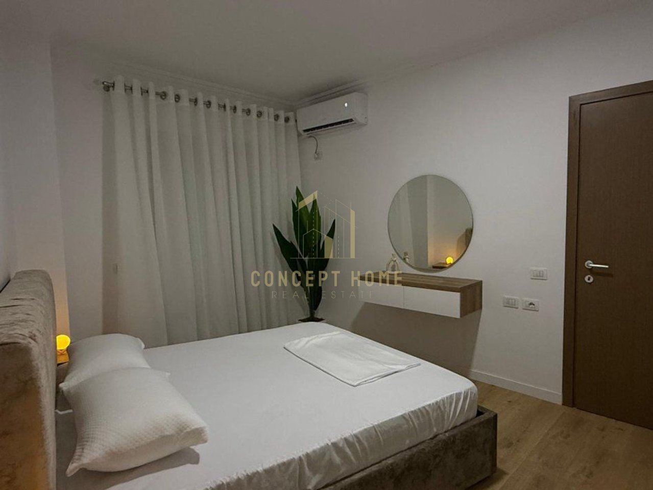 Jepet me qera super apartament 2+1 tek Liqeni i Thate
