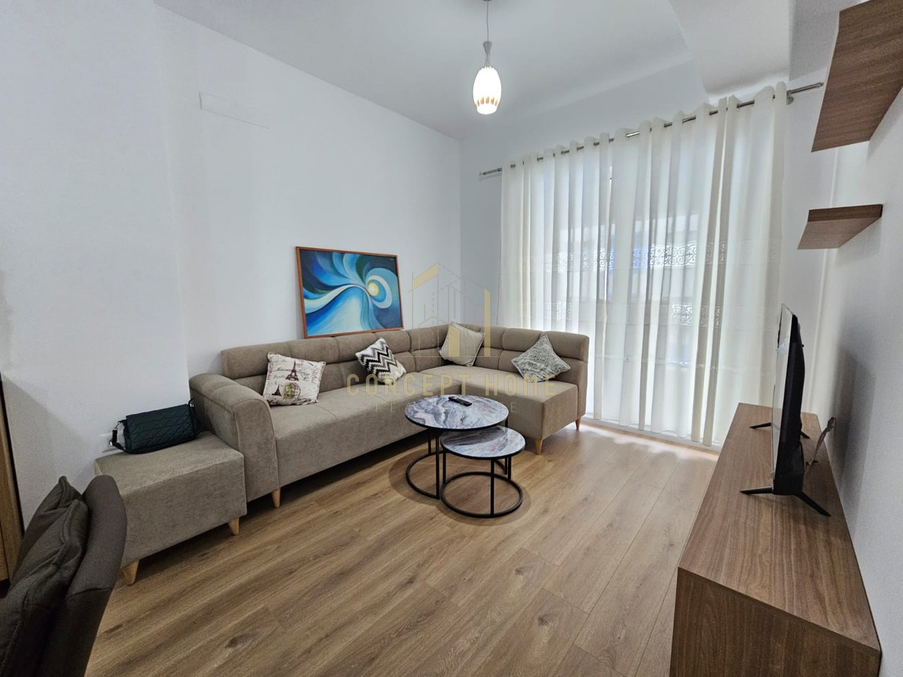 Jepet me qera apartament 1+1 ne Ali Dem