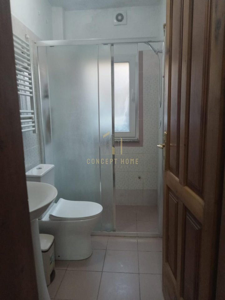 Apartament 1+1 me Qira në Myslym Shyr, pranë Spitalit Gjerman