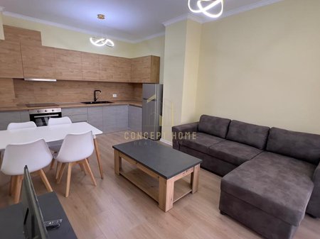 Apartament 1+1 Me Qira në Yzberisht, Tiranë - 550€ | 100 m²