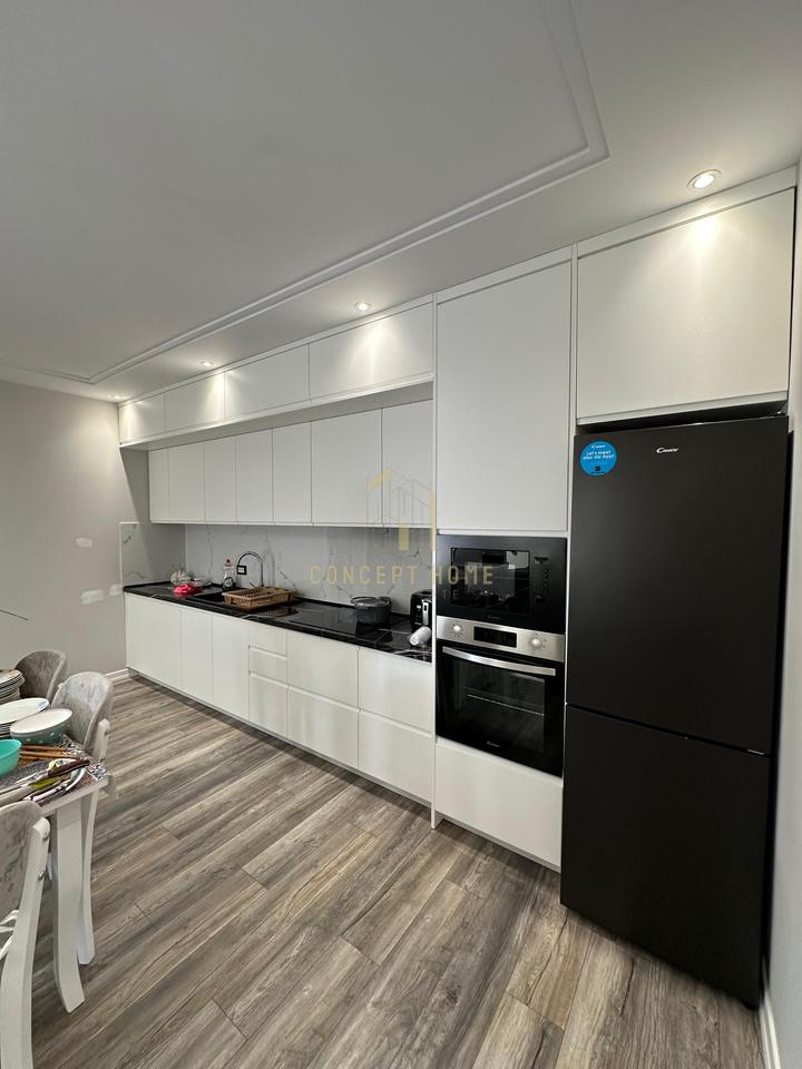 Apartament Modern 2+1+Parkim Me Qira në Porcelan, Tiranë - 700€ | 100 m²