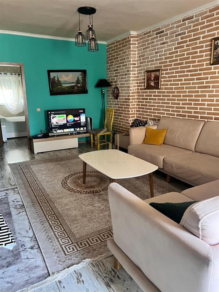Super 2+1 apartment for rent in Komuna Parisit