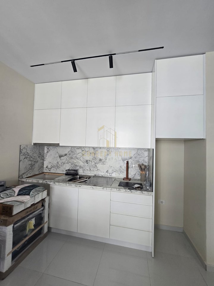 Jepet me qera Apartament 1+1 te Univers City