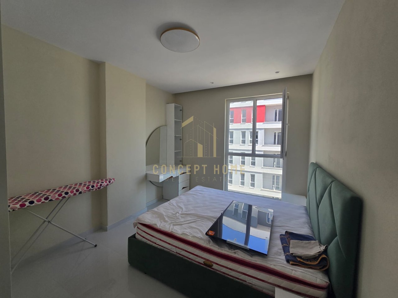 Jepet me qera Apartament 1+1 te Univers City