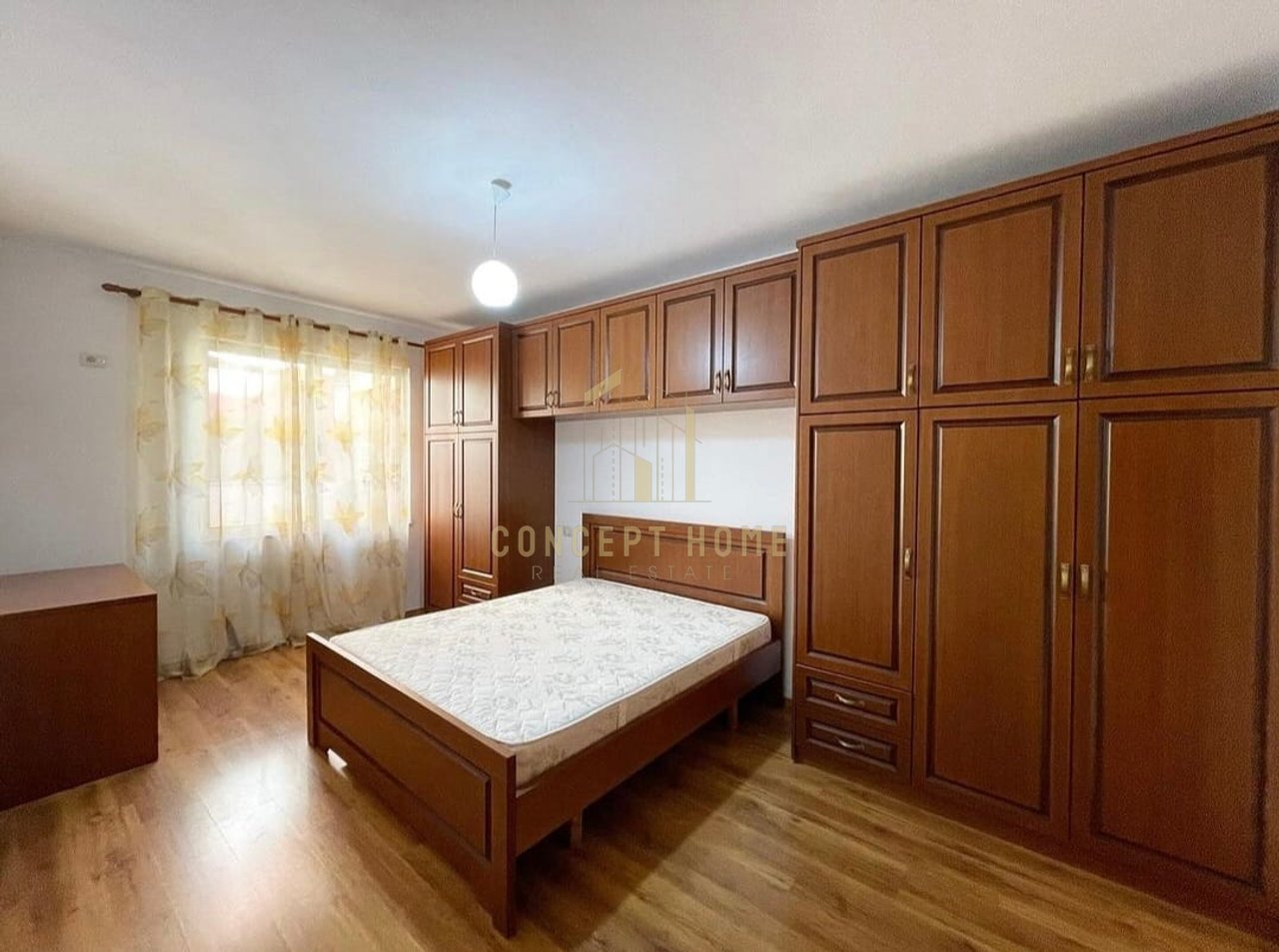 Jepet me qera apartament 2+1+2 Ne Astir