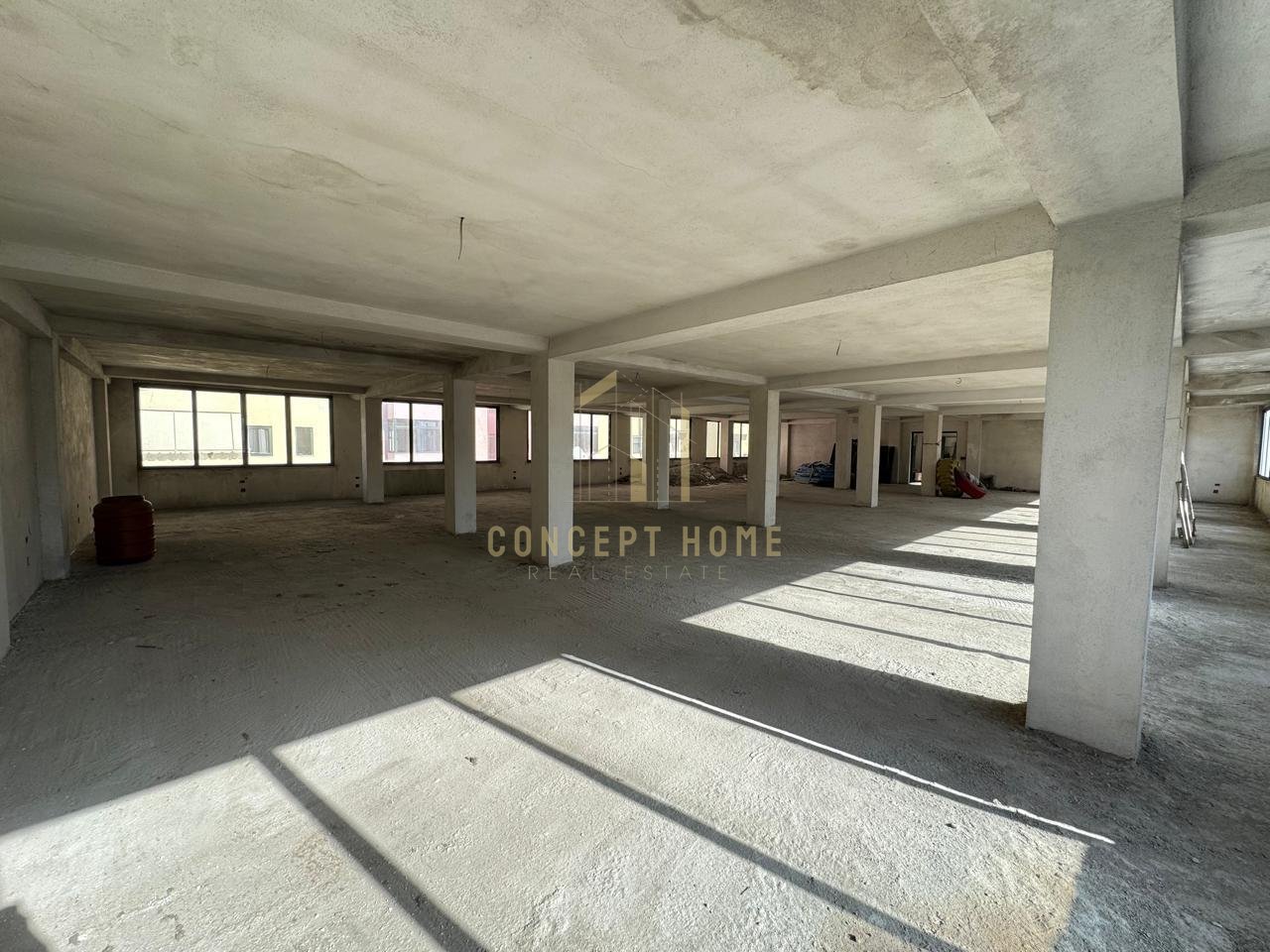 Business premises for rent at Arrow Palace