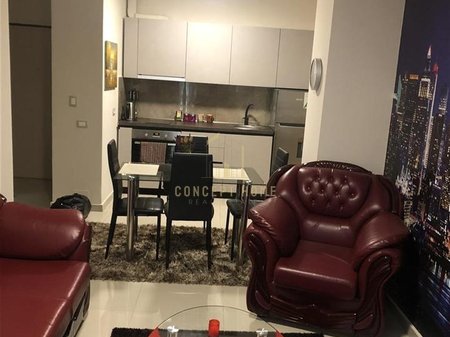 Appartamento 1+1 in affitto vicino a Pazari i Ri