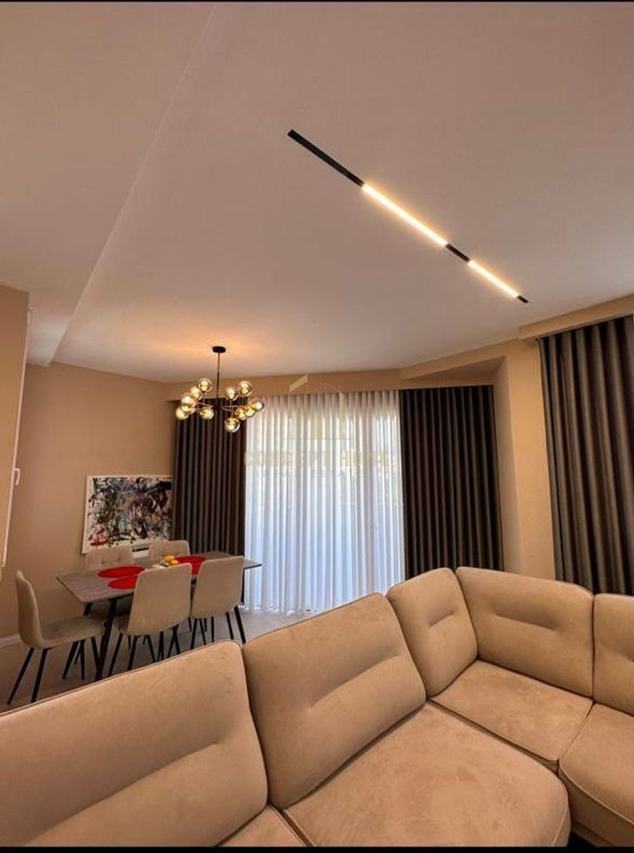Appartamento 2+1 in affitto ad Astir (River Residence)