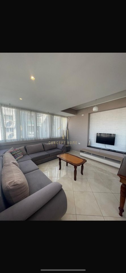 Apartment 2+1+parking space for sale near the old park