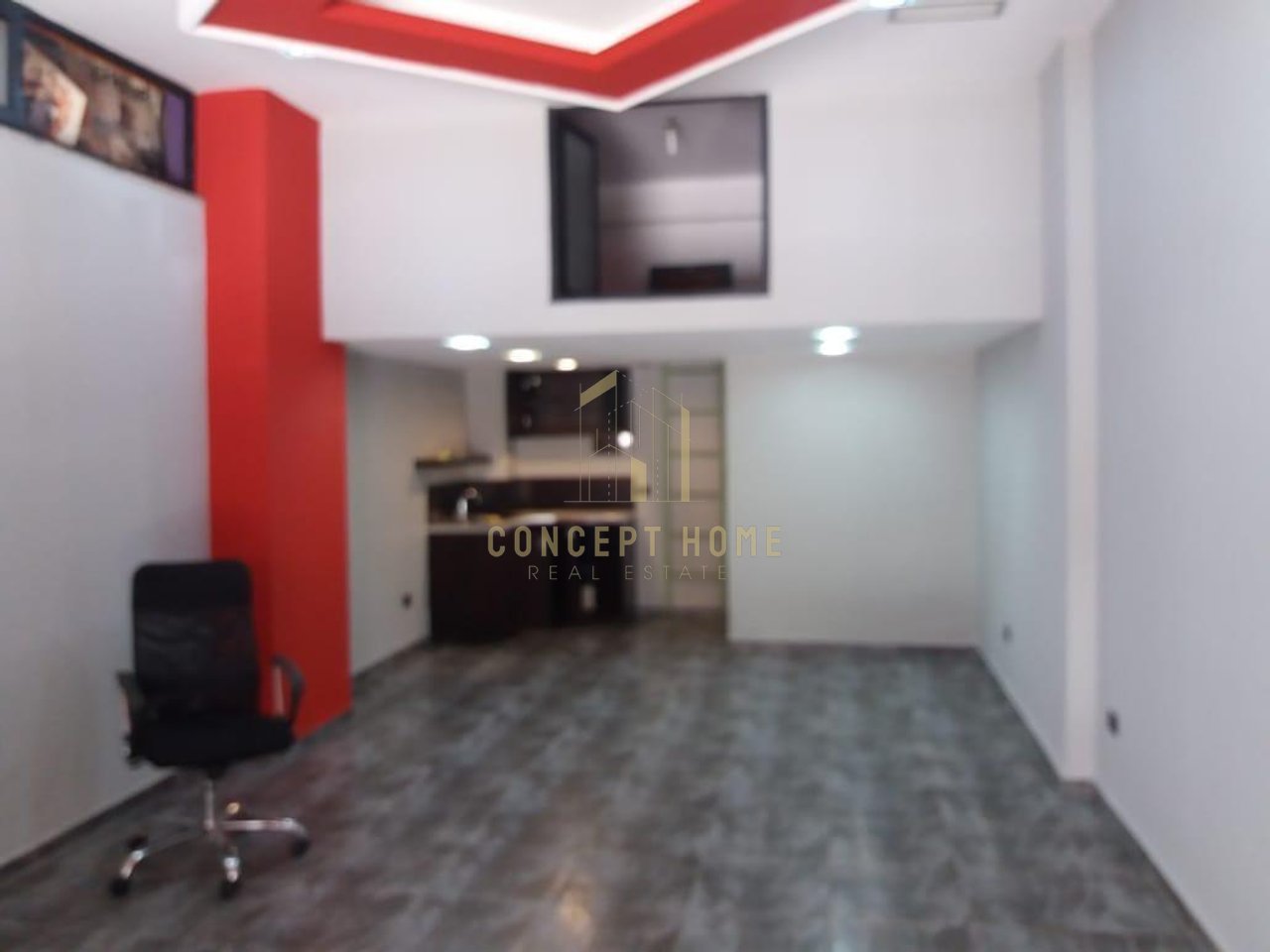 Locali commerciali in affitto ad Astir