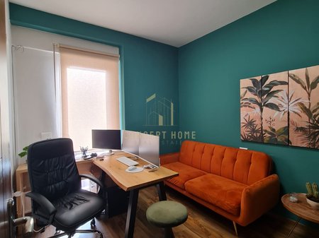 A 4+1 apartment for office rent is available near 21 Dhjetori.