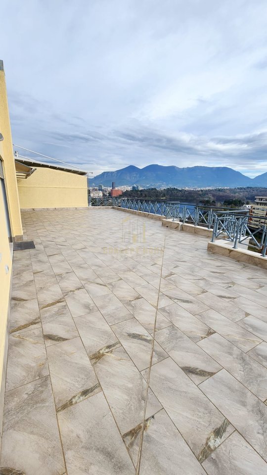 Apartament 3+1+2 Me Qira në Liqeni i Thatë, Tirana - 1500€ | 130 m²