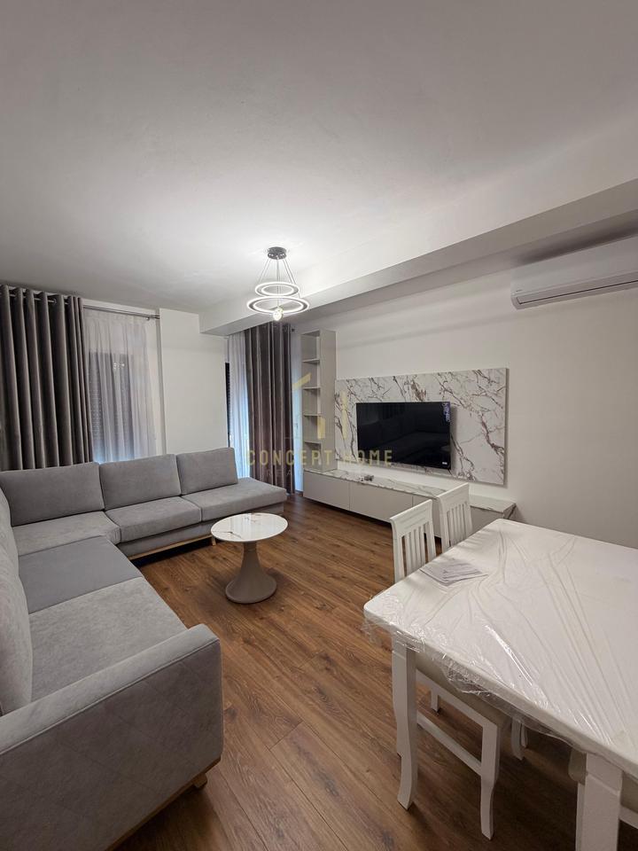 Apartament 1+1 Me Qira në Kodra e Diellit2, Tiranë - 700€ | 80 m²